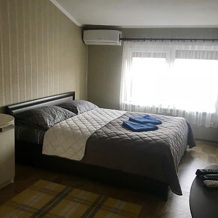 מוקצ'בה Panoramic View Top Floor Apartment In The City Center מראה חיצוני תמונה