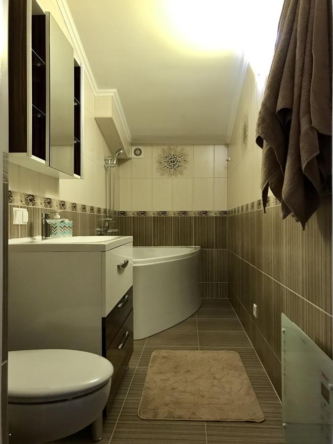 מוקצ'בה Panoramic View Top Floor Apartment In The City Center מראה חיצוני תמונה