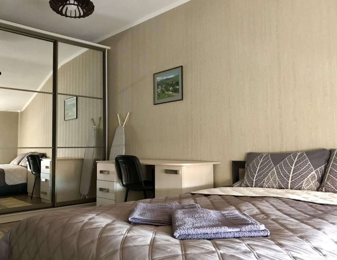 מוקצ'בה Panoramic View Top Floor Apartment In The City Center מראה חיצוני תמונה