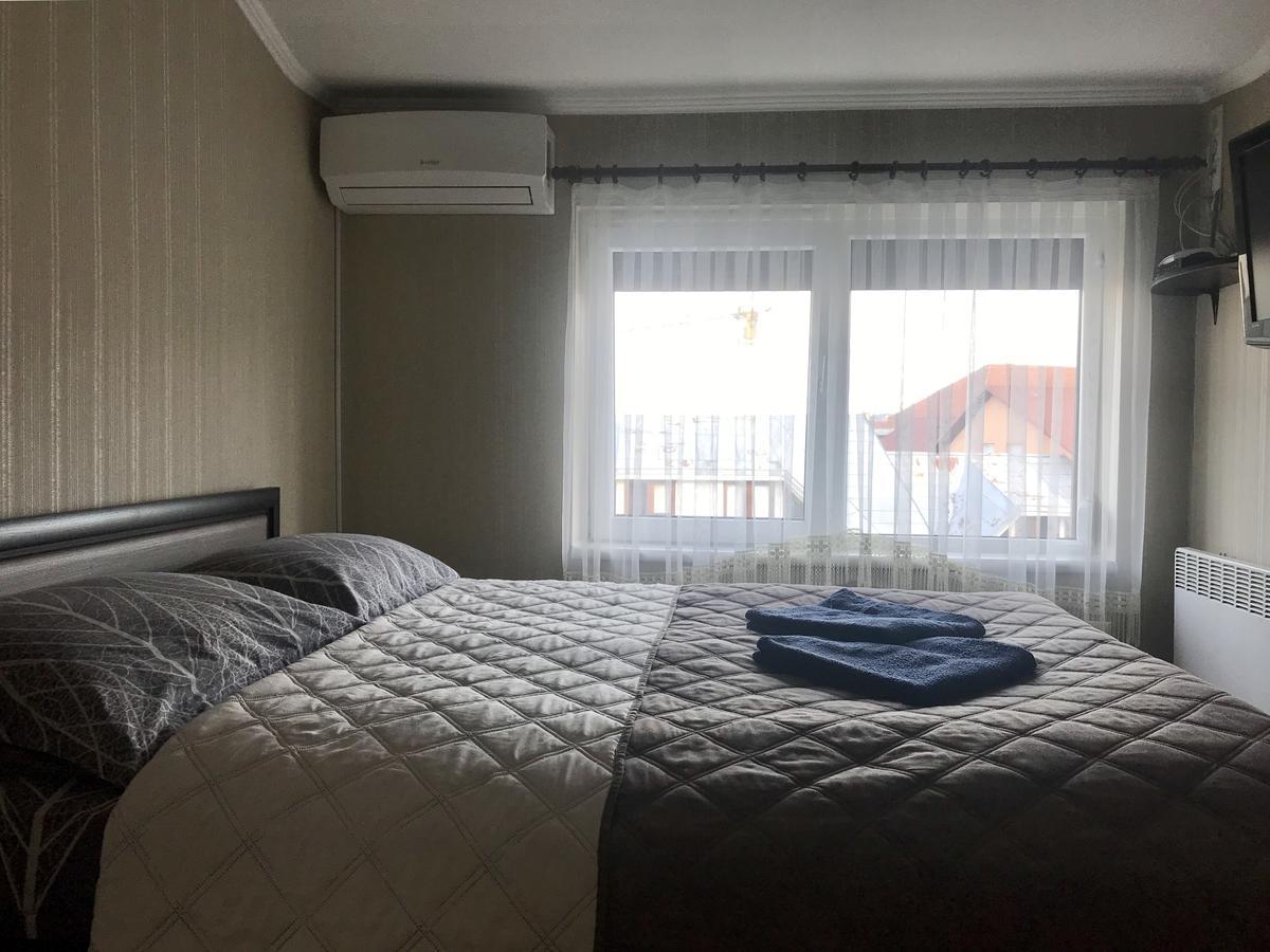 מוקצ'בה Panoramic View Top Floor Apartment In The City Center מראה חיצוני תמונה